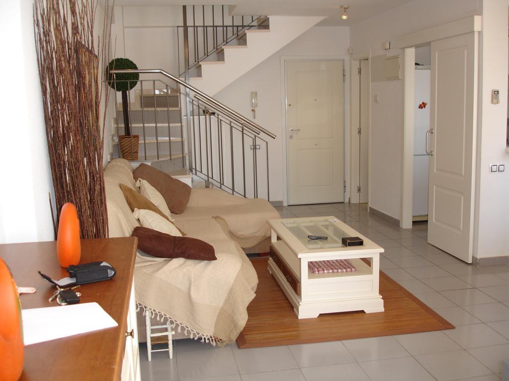 Villamarina Apartments - Zand Properties Benidorm Kamer foto
