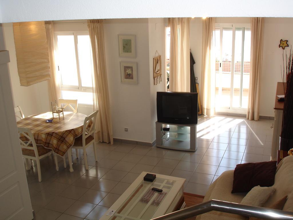 Villamarina Apartments - Zand Properties Benidorm Kamer foto